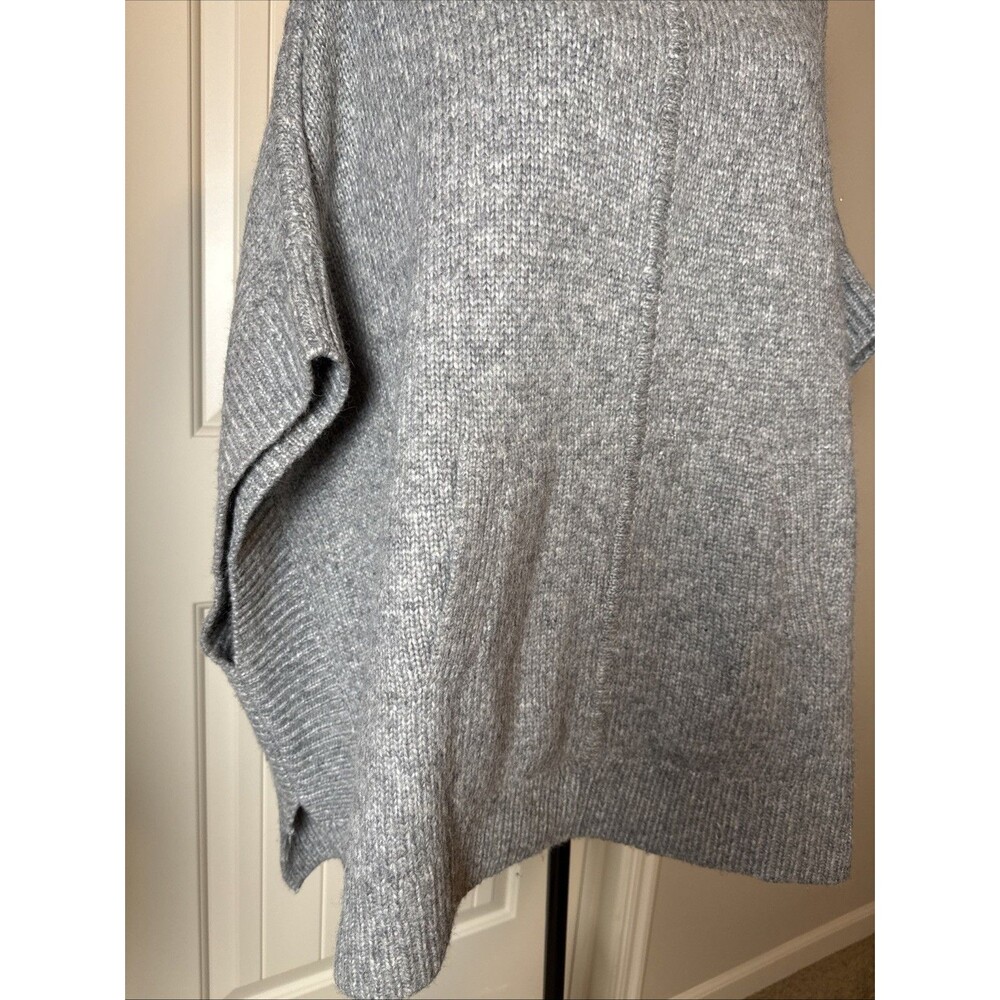 J.Crew Alpaca Merino Wool Blend Turtleneck Poncho Cape Sweater Gray M/L - Picture 3 of 11